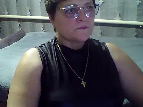 Snapshot of ElzaJewel chatting on 12-04-25, 04:27 ElzaJewel online show from 12-04-25, 04:27