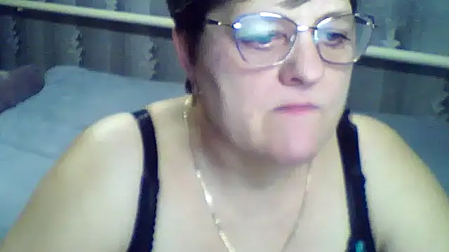 Snapshot of ElzaJewel chatting on 02-24-26, 09:40 ElzaJewel online show from 02-24-26, 09:40