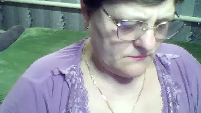 Snapshot of ElzaJewel chatting on 03-12-26, 07:25 ElzaJewel online show from 03-12-26, 07:25