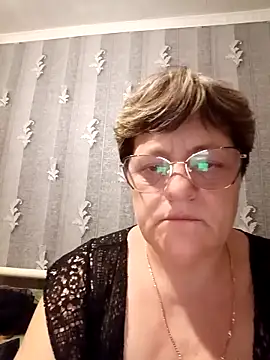 ElzaJewel online show from 04-21-26, 06:20