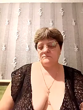 ElzaJewel online show from 04-23-26, 01:02