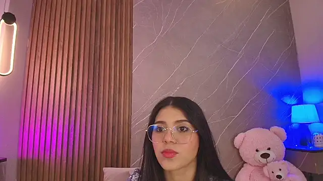 ariana jhonson1 online show from 05-12-26, 12:13