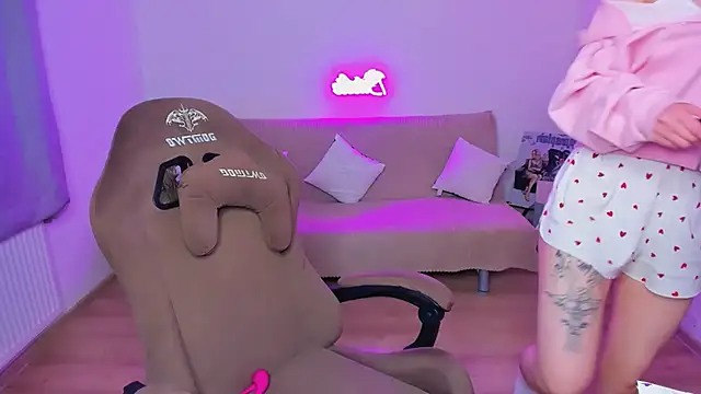 YourMegan online show from 09-13-25, 07:46