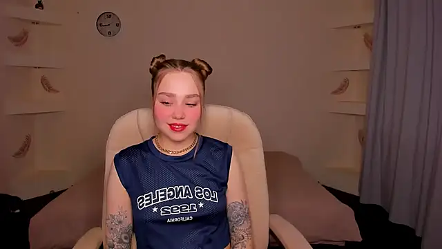 YourMegan online show from 12-16-25, 06:13