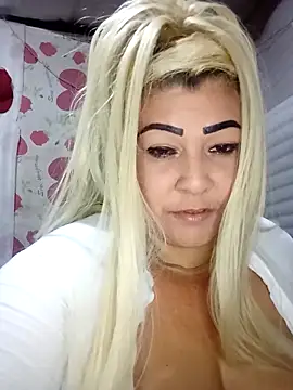 BonniAdams online show from 04-06-26, 04:21