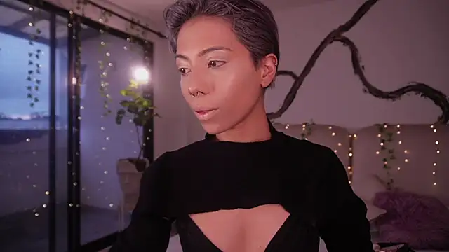 Snapshot of soidai_miiu chatting on 11-12-25, 11:43 soidai miiu online show from 11-12-25, 11:43