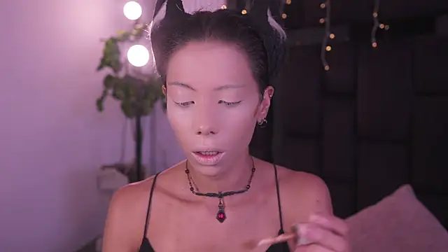 Snapshot of soidai_miiu chatting on 03-06-26, 03:41 soidai miiu online show from 03-06-26, 03:41