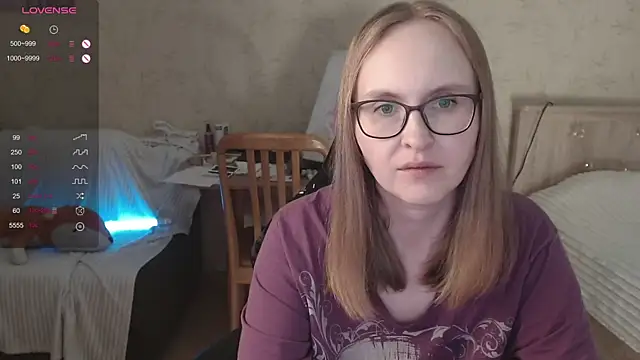 Snapshot of Agatha_Mott chatting on 09-27-25, 05:12 Agatha Mott online show from 09-27-25, 05:12