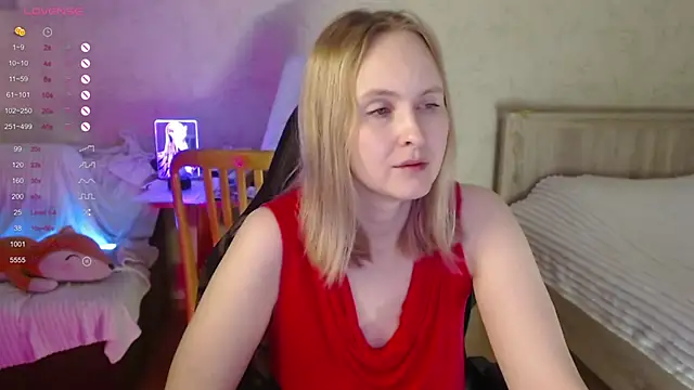 Snapshot of Agatha_Mott chatting on 11-14-25, 03:05 Agatha Mott online show from 11-14-25, 03:05