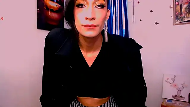 Snapshot of NovaNyx11 chatting on 02-21-25, 08:05 NovaNyx11 online show from 02-21-25, 08:05