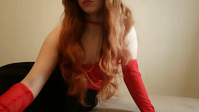 Snapshot of _AliceOwen_ chatting on 02-16-25, 12:32 AliceOwen online show from 02-16-25, 12:32