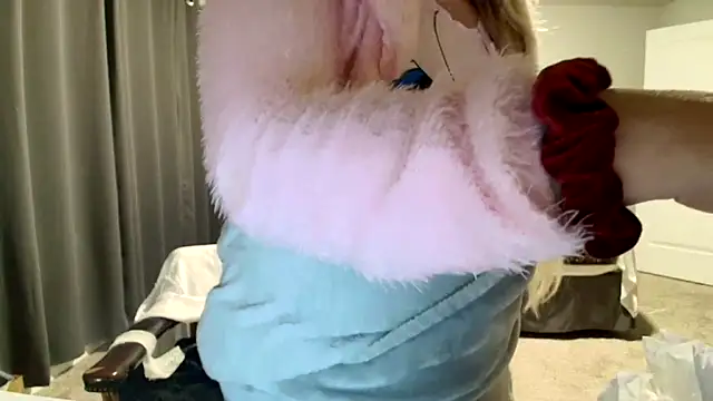 Snapshot of kaliii_jones chatting on 11-27-25, 03:52 kaliii jones online show from 11-27-25, 03:52