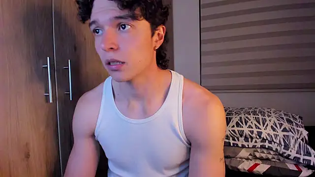 Mastrangelo xxx online show from 10-24-25, 02:52