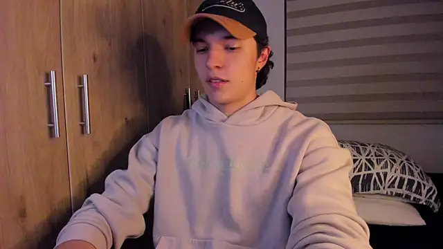 Mastrangelo xxx online show from 10-27-25, 03:10