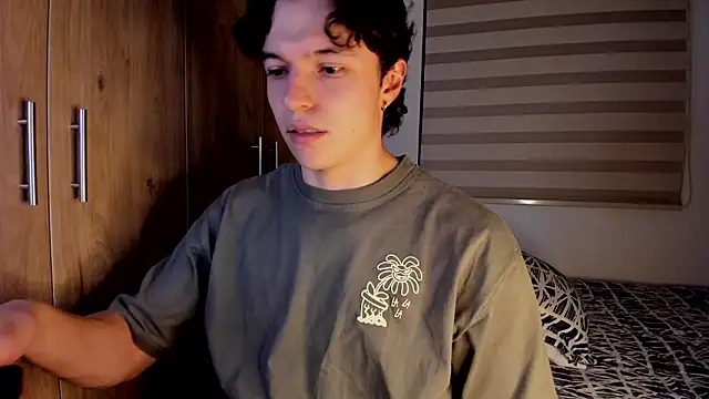 Mastrangelo xxx online show from 02-19-26, 04:41