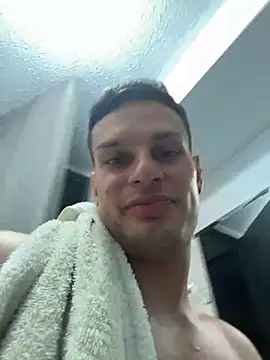 Snapshot of Fitmanx chatting on 02-27-25, 11:26 Fitmanx online show from 02-27-25, 11:26