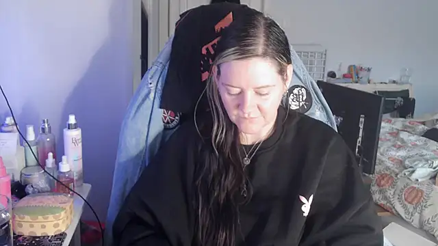 Snapshot of AureliaXOX chatting on 10-03-25, 09:50 AureliaXOX online show from 10-03-25, 09:50