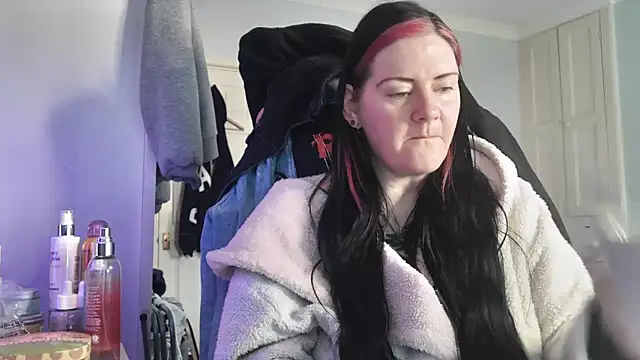 Snapshot of AureliaXOX chatting on 11-03-25, 09:54 AureliaXOX online show from 11-03-25, 09:54