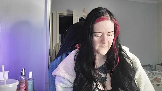 Snapshot of AureliaXOX chatting on 11-19-25, 09:20 AureliaXOX online show from 11-19-25, 09:20