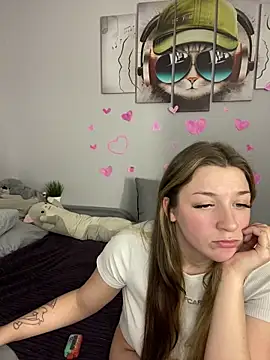 MollyMi0 online show from 02-19-25, 11:46