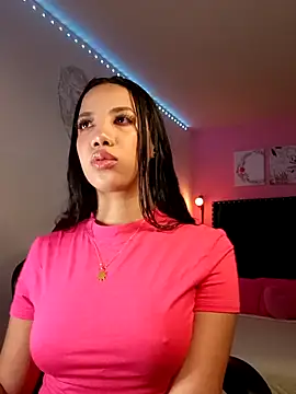 Snapshot of SallyWhitee chatting on 03-05-26, 04:41 SallyWhitee online show from 03-05-26, 04:41