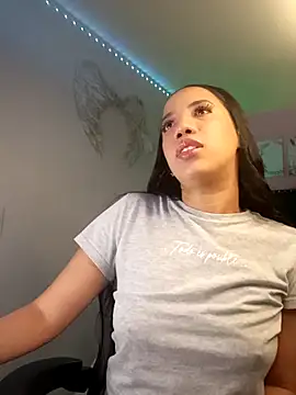 Snapshot of SallyWhitee chatting on 03-07-26, 05:59 SallyWhitee online show from 03-07-26, 05:59