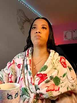 Snapshot of SallyWhitee chatting on 03-14-26, 05:46 SallyWhitee online show from 03-14-26, 05:46