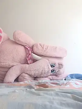 Snapshot of baby-buu chatting on 02-06-25, 08:45 baby-buu online show from 02-06-25, 08:45