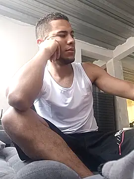 Snapshot of baby-buu chatting on 02-26-25, 04:56 baby-buu online show from 02-26-25, 04:56