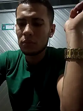 Snapshot of baby-buu chatting on 02-27-25, 04:09 baby-buu online show from 02-27-25, 04:09