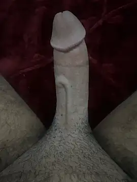 Snapshot of amialiii chatting on 01-13-26, 01:00 amialiii online show from 01-13-26, 01:00