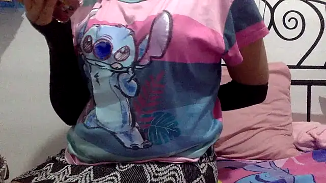 Snapshot of sharonlopez9611 chatting on 03-13-26, 03:02 sharonlopez9611 online show from 03-13-26, 03:02