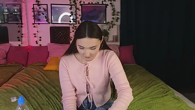 Snapshot of Kira_Jin chatting on 02-21-25, 02:59 Kira Jin online show from 02-21-25, 02:59