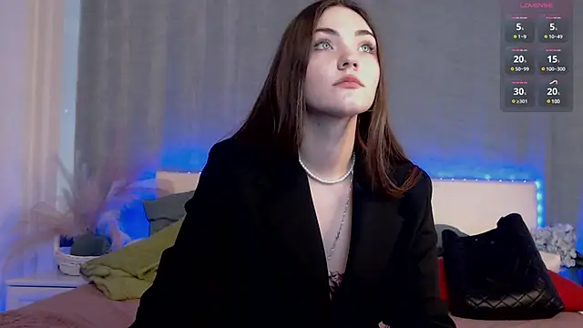 Snapshot of Kira_Jin chatting on 03-20-25, 06:52 Kira Jin online show from 03-20-25, 06:52