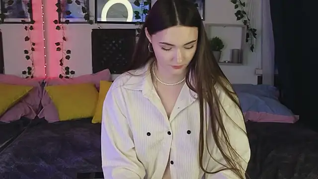 Snapshot of Kira_Jin chatting on 03-21-25, 12:50 Kira Jin online show from 03-21-25, 12:50