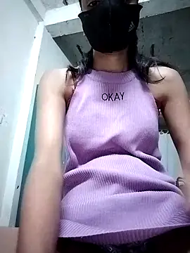 Snapshot of fuungirl38 chatting on 03-17-25, 09:02 fuungirl38 online show from 03-17-25, 09:02