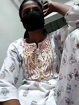 Snapshot of fuungirl38 chatting on 03-19-25, 09:37 fuungirl38 online show from 03-19-25, 09:37