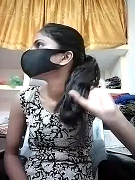 Snapshot of fuungirl38 chatting on 03-21-25, 02:07 fuungirl38 online show from 03-21-25, 02:07