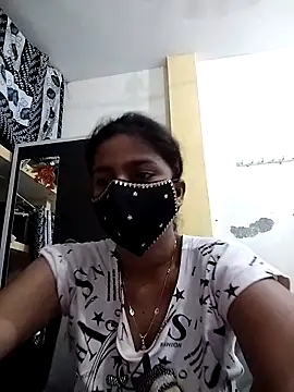 Snapshot of fuungirl38 chatting on 09-26-25, 10:30 fuungirl38 online show from 09-26-25, 10:30