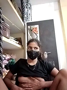 Snapshot of fuungirl38 chatting on 09-26-25, 10:58 fuungirl38 online show from 09-26-25, 10:58