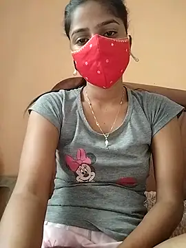 Snapshot of fuungirl38 chatting on 10-14-25, 08:04 fuungirl38 online show from 10-14-25, 08:04