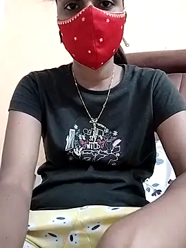 Snapshot of fuungirl38 chatting on 10-19-25, 05:57 fuungirl38 online show from 10-19-25, 05:57