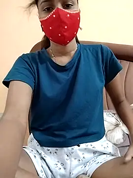 Snapshot of fuungirl38 chatting on 10-24-25, 10:11 fuungirl38 online show from 10-24-25, 10:11