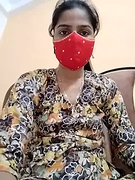 Snapshot of fuungirl38 chatting on 10-26-25, 05:19 fuungirl38 online show from 10-26-25, 05:19