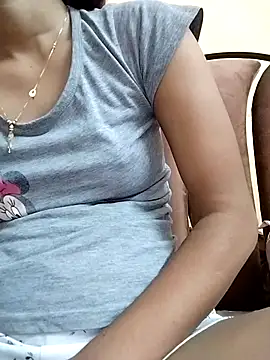 Snapshot of fuungirl38 chatting on 10-27-25, 05:39 fuungirl38 online show from 10-27-25, 05:39