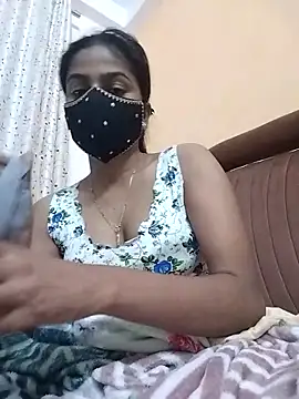 Snapshot of fuungirl38 chatting on 11-14-25, 05:44 fuungirl38 online show from 11-14-25, 05:44