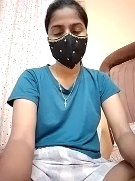 Snapshot of fuungirl38 chatting on 11-19-25, 04:51 fuungirl38 online show from 11-19-25, 04:51