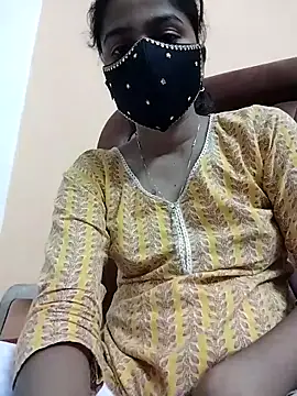 Snapshot of fuungirl38 chatting on 11-26-25, 05:47 fuungirl38 online show from 11-26-25, 05:47