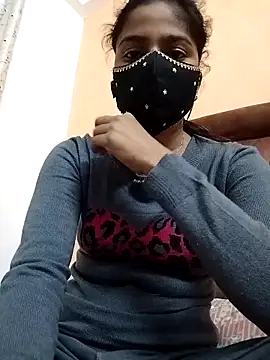 Snapshot of fuungirl38 chatting on 11-27-25, 05:48 fuungirl38 online show from 11-27-25, 05:48