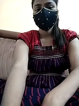 Snapshot of fuungirl38 chatting on 12-21-25, 08:21 fuungirl38 online show from 12-21-25, 08:21